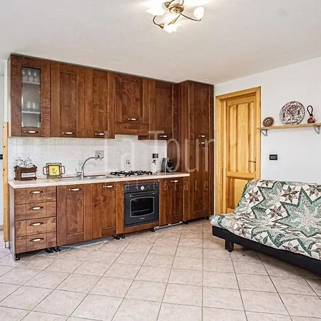 House In The Mountains Near The Slopes Casa vacanze *